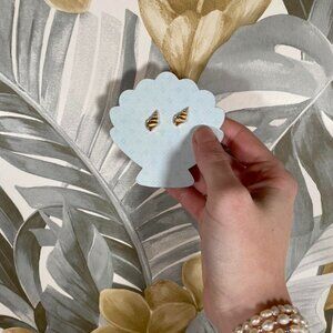 Conch Shell Stud Earrings - Gold